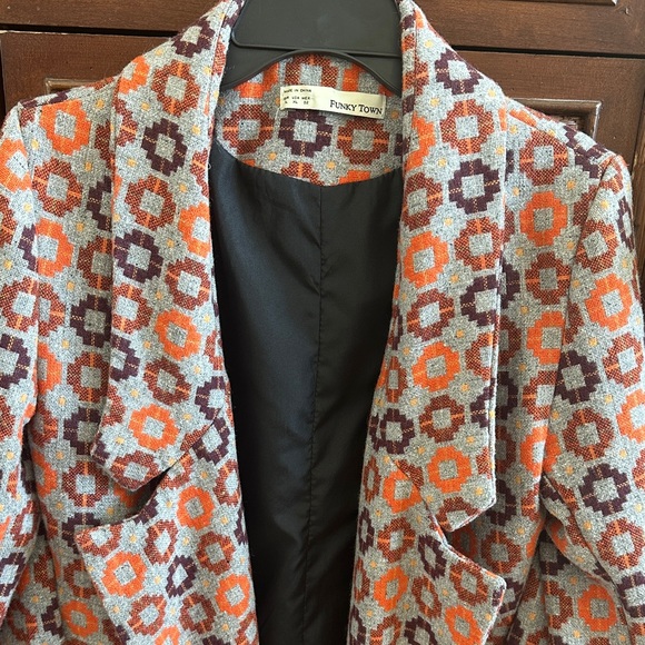 Colorful Geometric Patterned Vintage Coat - Picture 3 of 9